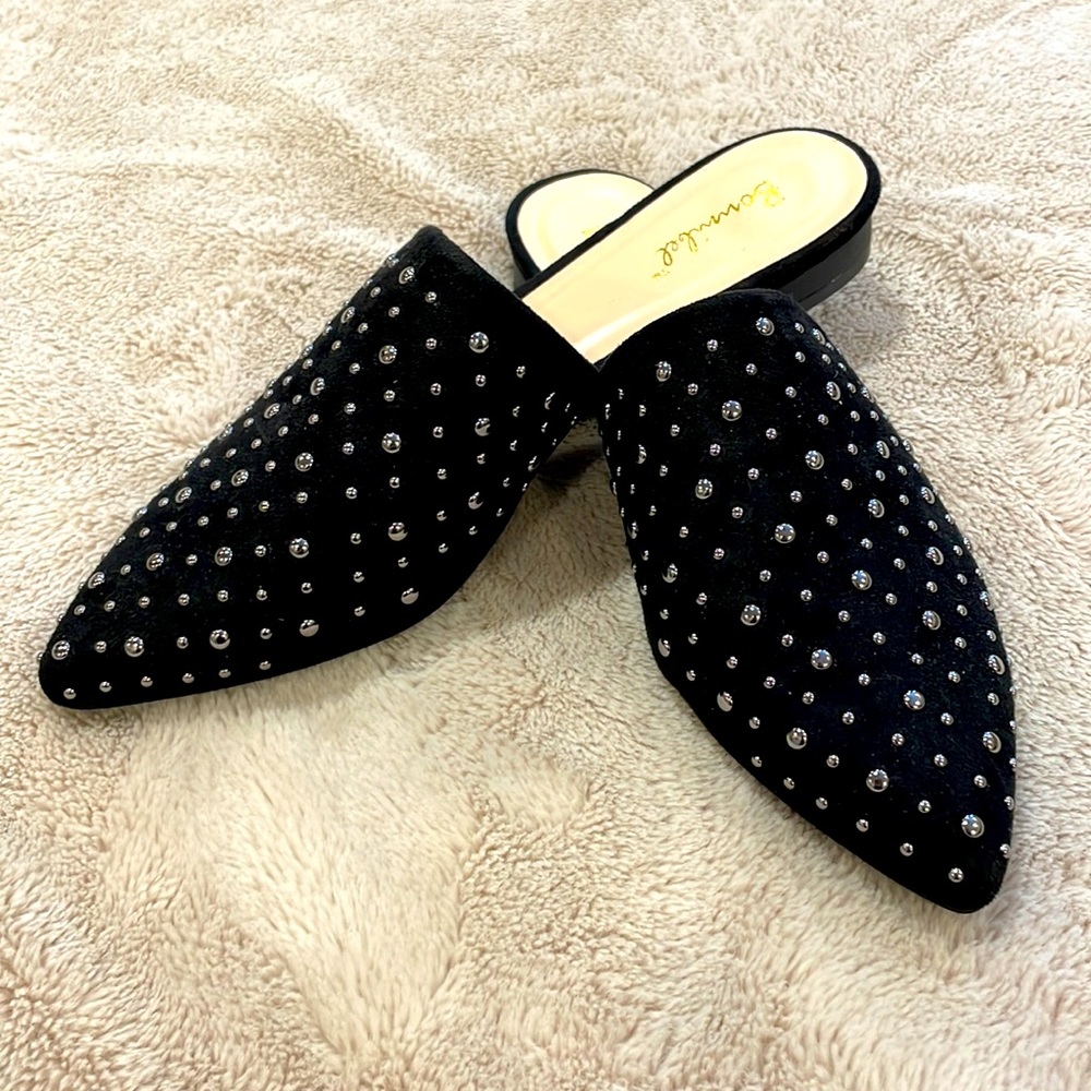Black Mules